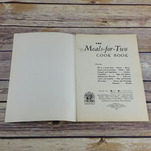 Load image into Gallery viewer, Vtg Meals for Two Cookbook Culinary Arts No 21 Cooking for Two Recipes 1950 Ruth Berolzheimer Paperback Booklet - At Grandma&#39;s Table