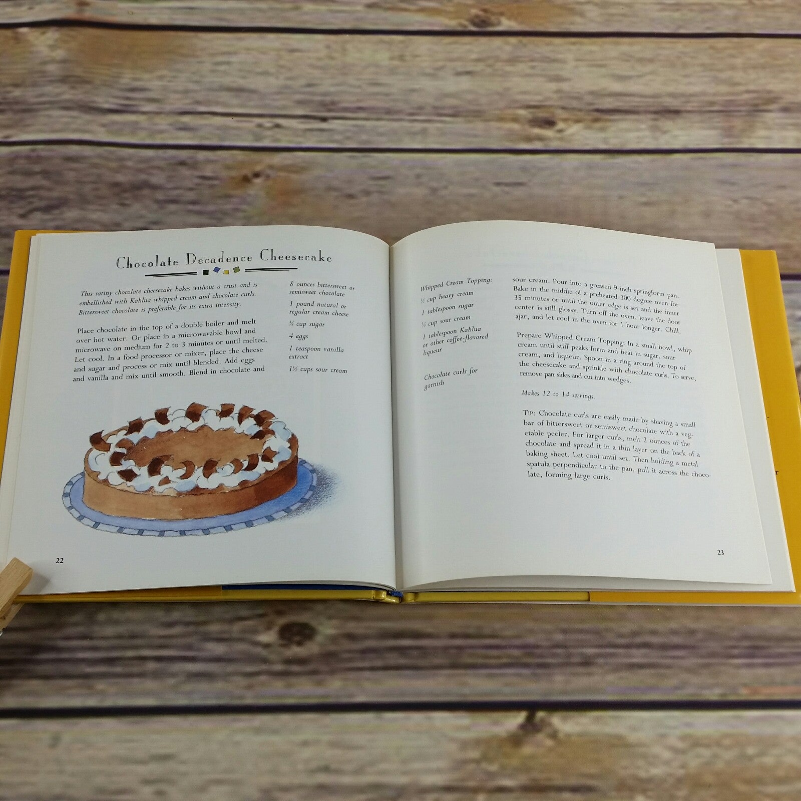 Vintage Cookbook Cheescake 31 Fantastic Recipes Lou Seibert Pappas 1993 Hardcover with Dust Jacket - At Grandma's Table