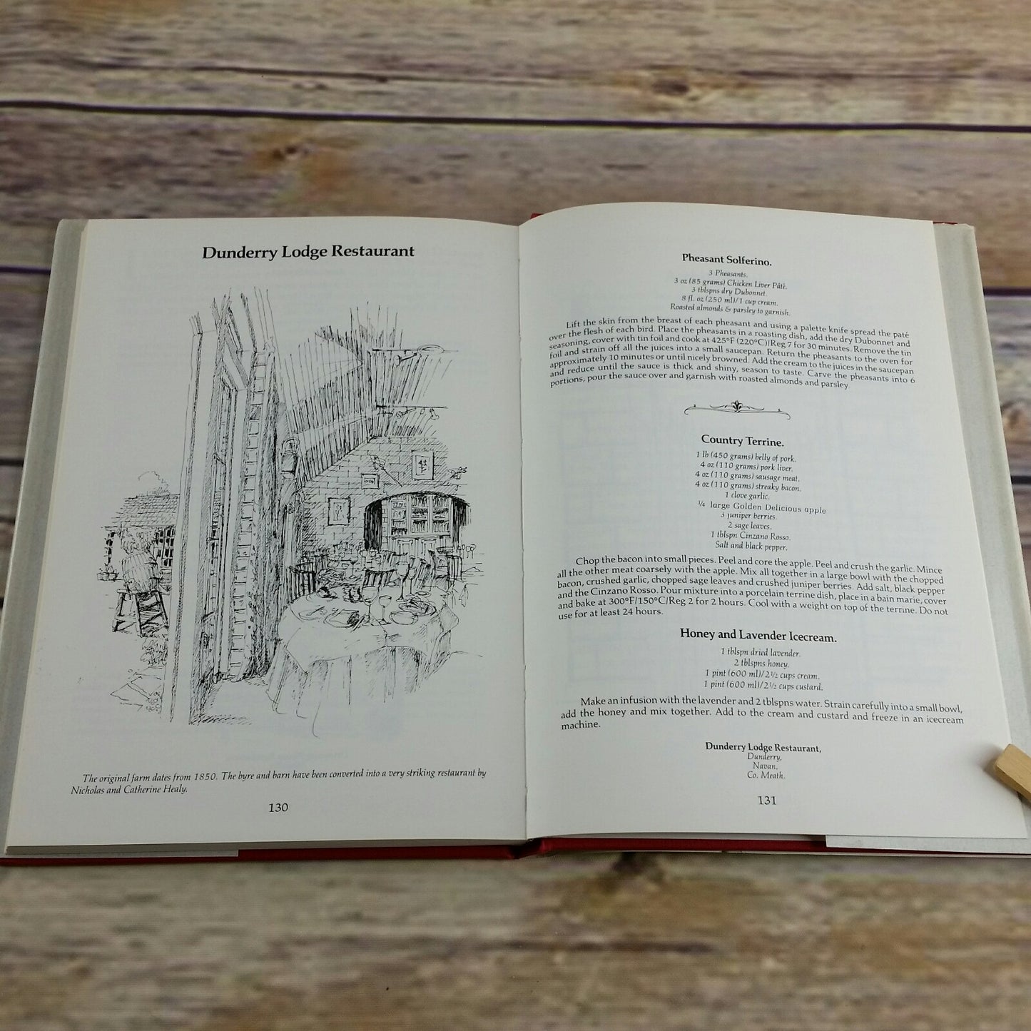 Vintage Cookbook Recipes from Irish Country Houses 1987 Hardcover Irish Recipes Gillian Berwick - At Grandma's Table