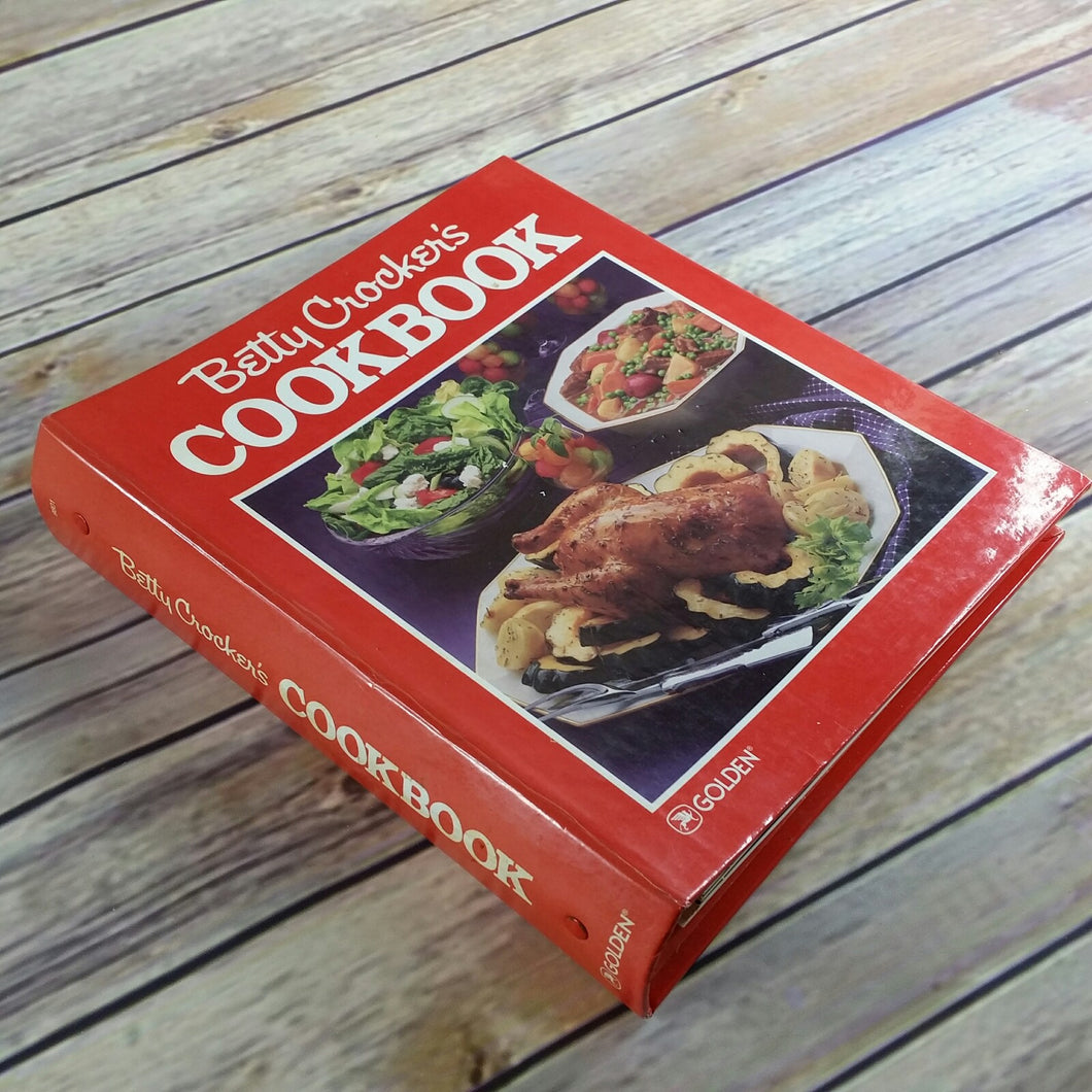 Vintage Cookbook Betty Crocker Red Cover Recipes 5 Ring Binder 1986 Hardcover
