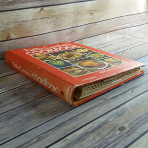 Vintage Cookbook Betty Crocker Recipes 1980s 5 Ring Binder Cook Book Golden Press