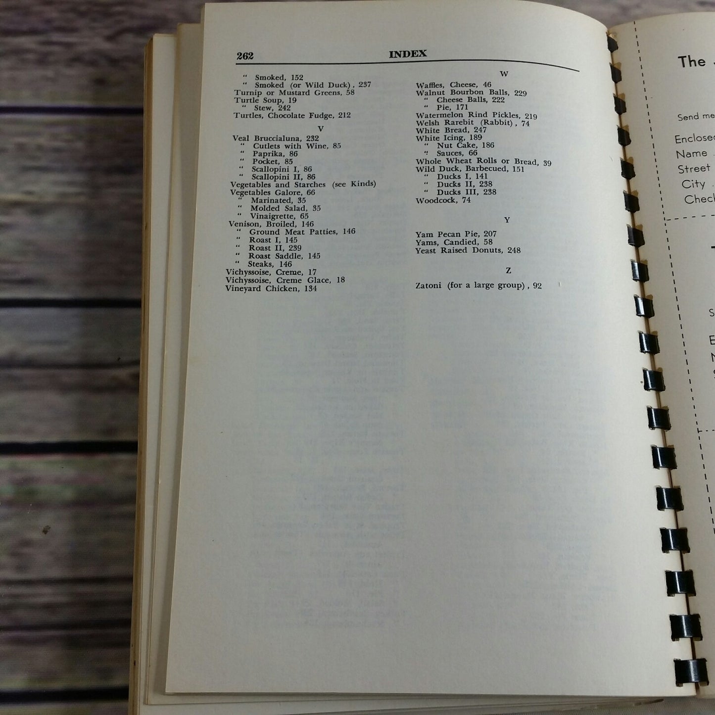 Vintage Louisiana Cookbook Junior League Baton Rouge River Road Recipes 1976 Spiral Bound Paperback