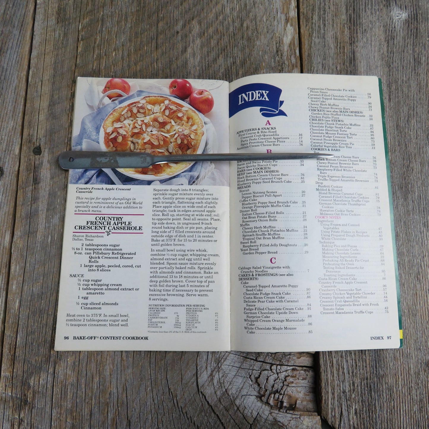 Bake Off Recipes 34th Cookbook Pillsbury 1990 Recipes Paperback Booklet Grocery Store Booklet Vintage Cookies Cakes