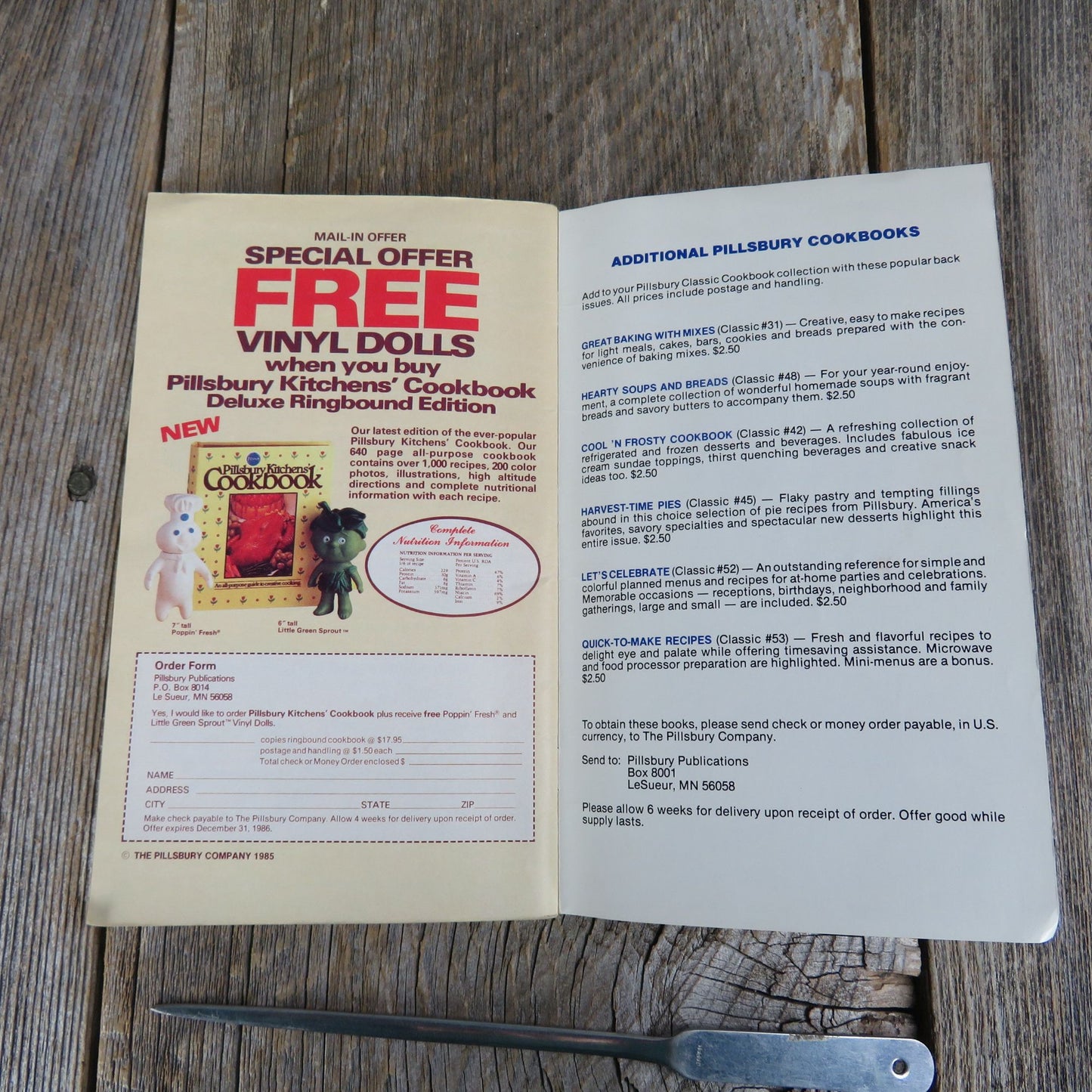 Pillsbury Anytime Pasta and Pizza Classic Cookbook Pamphlet Grocery Store Booklet 1986