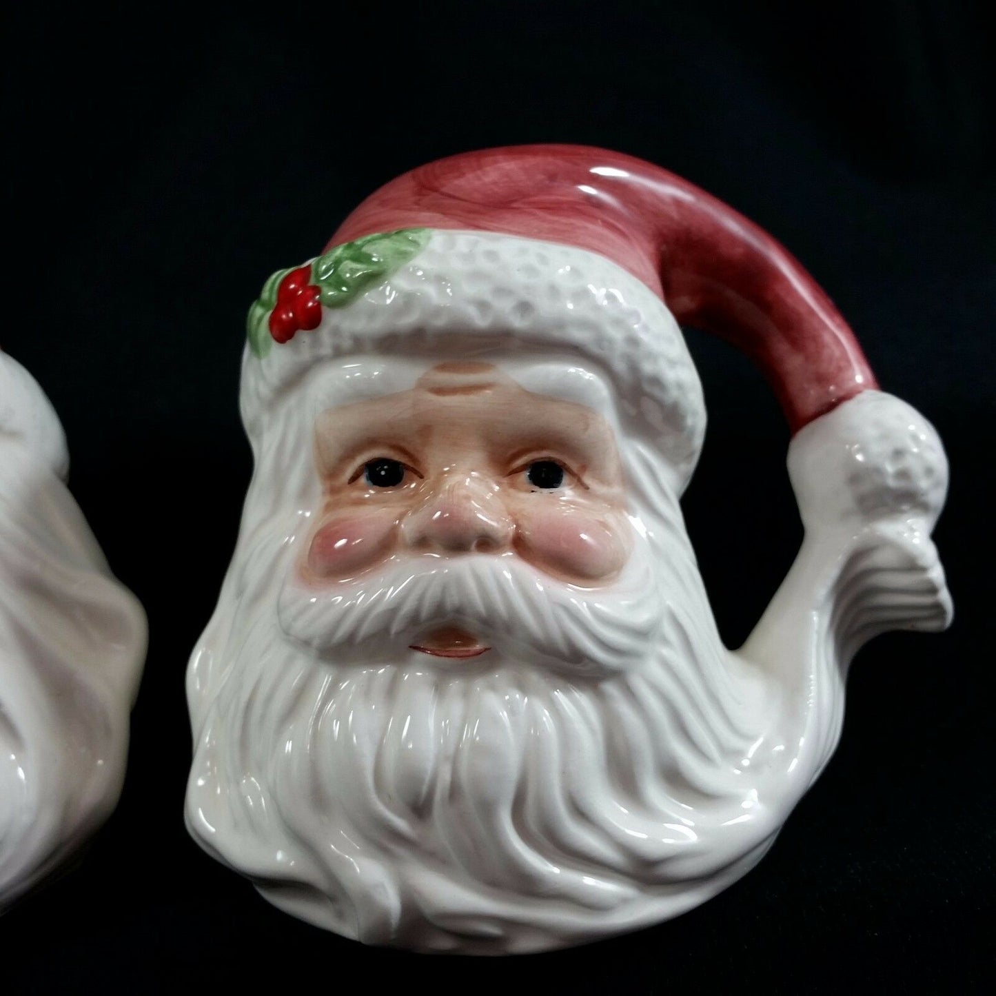 Santa Claus Salt & Pepper Christmas Holiday Ceramic Shakers Decorations - At Grandma's Table