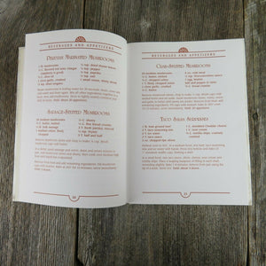 Vintage Georgia Cookbook The Gingerbread House Recipes from Savannah 2000 - At Grandma's Table