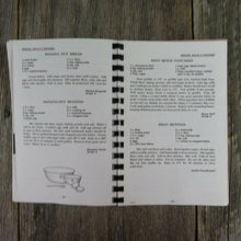 Load image into Gallery viewer, Vintage California Cookbook Eureka St. Bernard Catholic Elementary School 1998 - At Grandma&#39;s Table