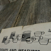Load image into Gallery viewer, Vintage Cookbook Quick Cooking from the Top of the Stove Marion Flexner # 135 - At Grandma&#39;s Table