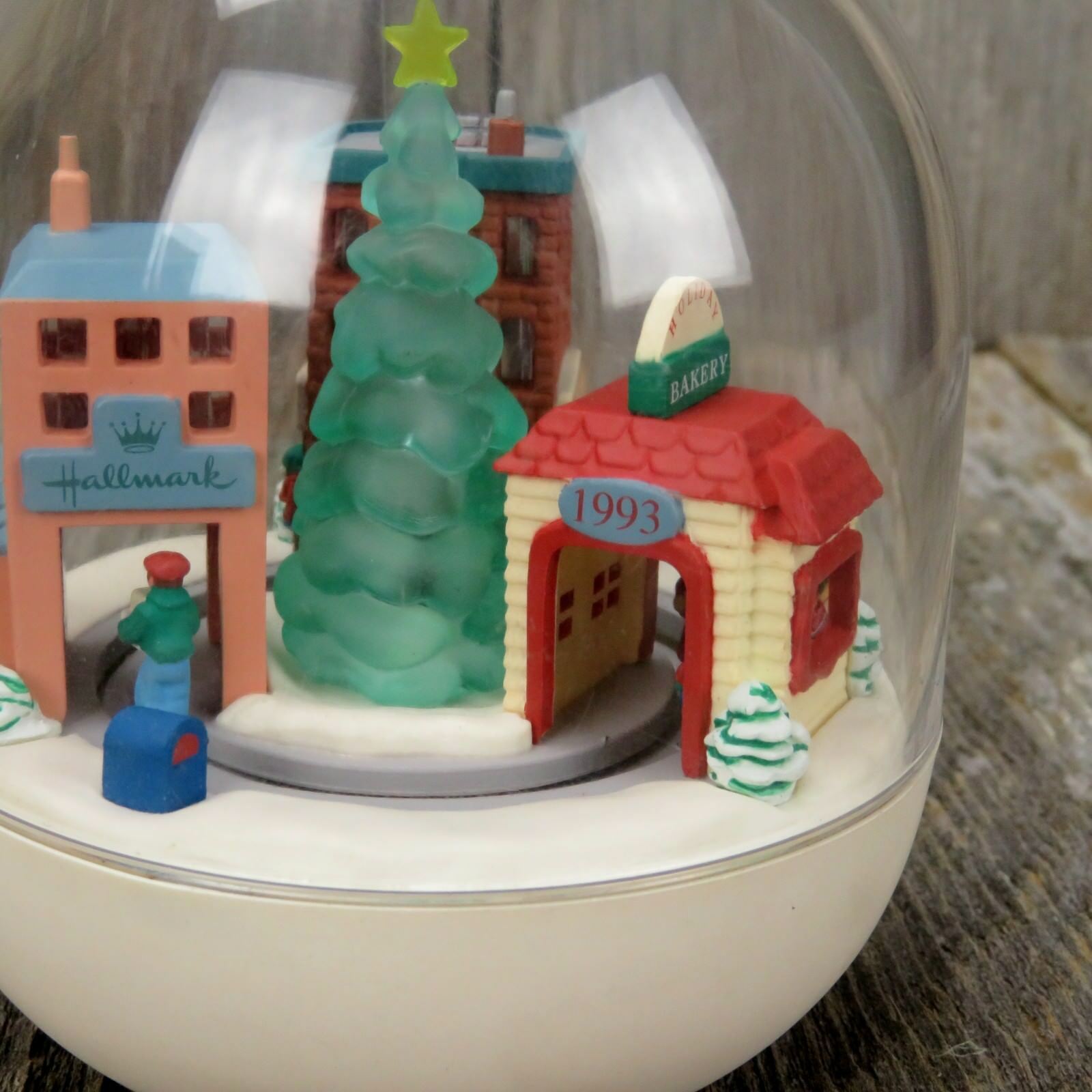 Last Minute Shopping Ornament Hallmark Kringle Town Christmas Magic Light VIDEO - At Grandma's Table