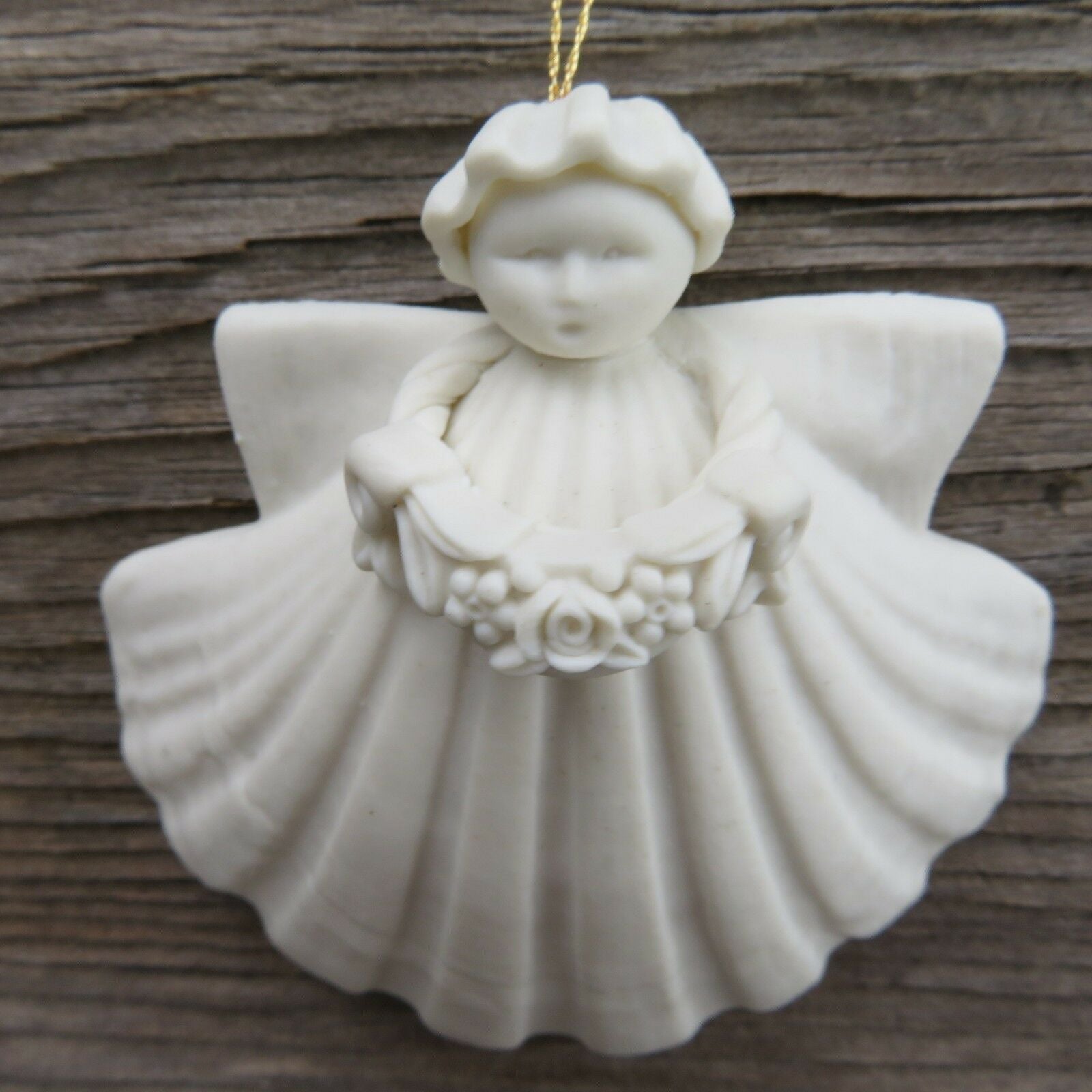 Shell Angel Garland Ornament Vintage Christmas Margaret Furlong 1995 Bisque 3 In - At Grandma's Table