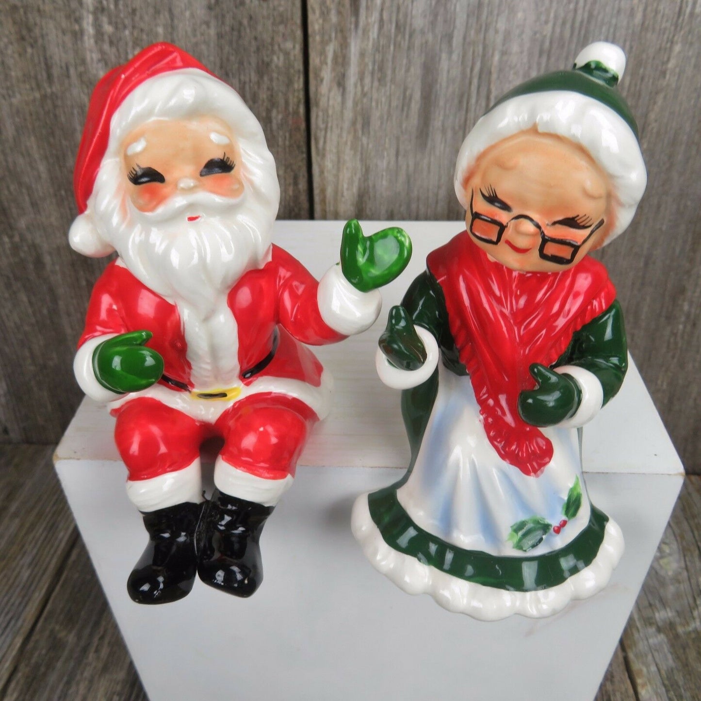 Vintage Santa Mrs Claus Figurine Shelf Sitter Josef Original Christmas Red Green - At Grandma's Table