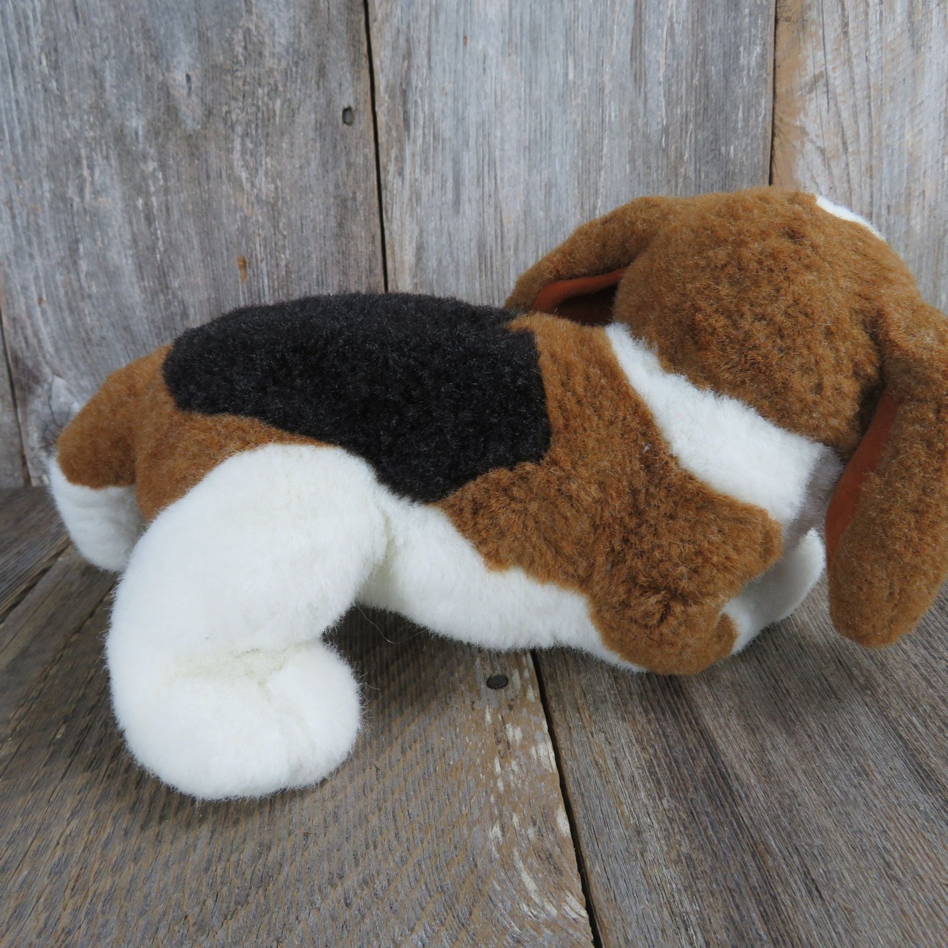 Vintage Wonder Toys Plush Black White Beagle Puppy Dog W/ Exposed Belly &  Bow Tie 