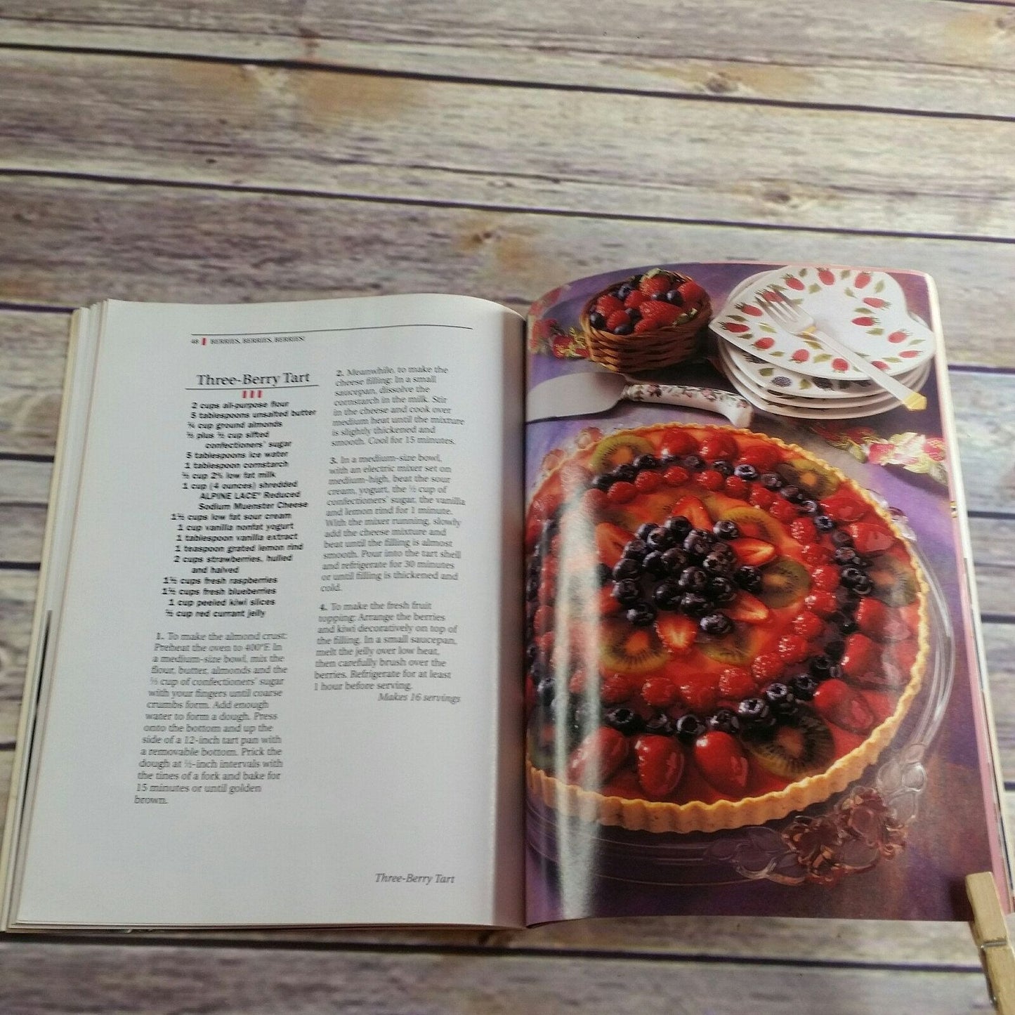 Vintage Cookbook No Bake Desserts Recipes 1999 Paperback Easy Home Cooking Kids Treats Great Smoothies Publications International