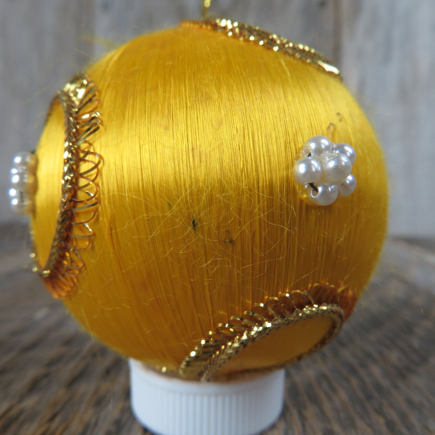 Vintage Gold Trimmed Satin Ball Ornaments Christmas String Ribbon Beads