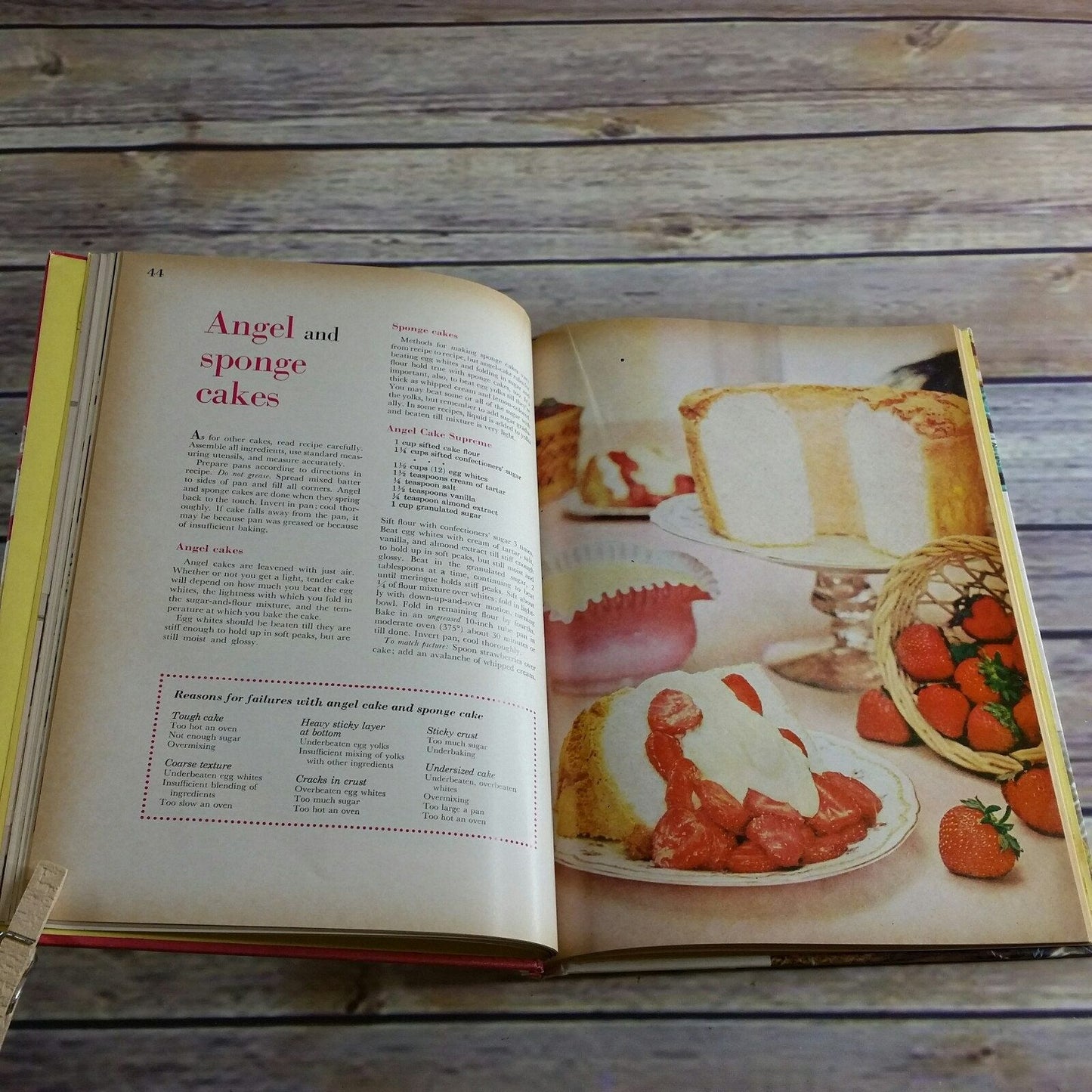 Vintage Cookbook Desserts Cook Book 1969 Hardcover 8th Printing Over 400 Recipes Better Homes and Gardens