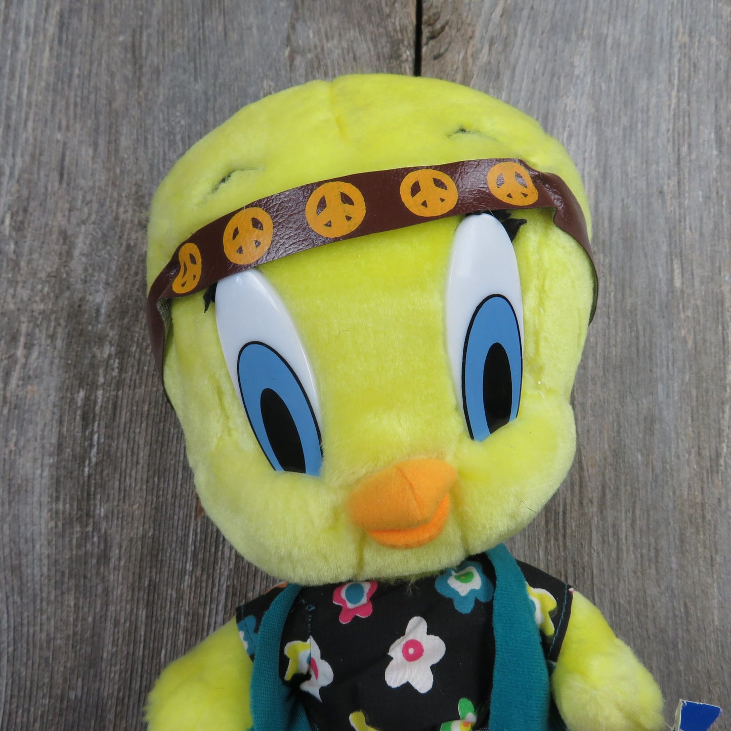 Vintage Tweety Bird Plush Hippy Peace 70s Style Flower Shirt Looney Tunes Warner Brothers Stuffed Animal Play by Play 1998