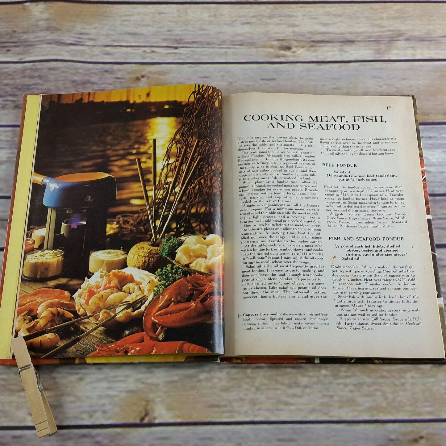 Vintage Cookbook Fondue Recipes Better Homes and Gardens 1972 8th Printing Hardcover