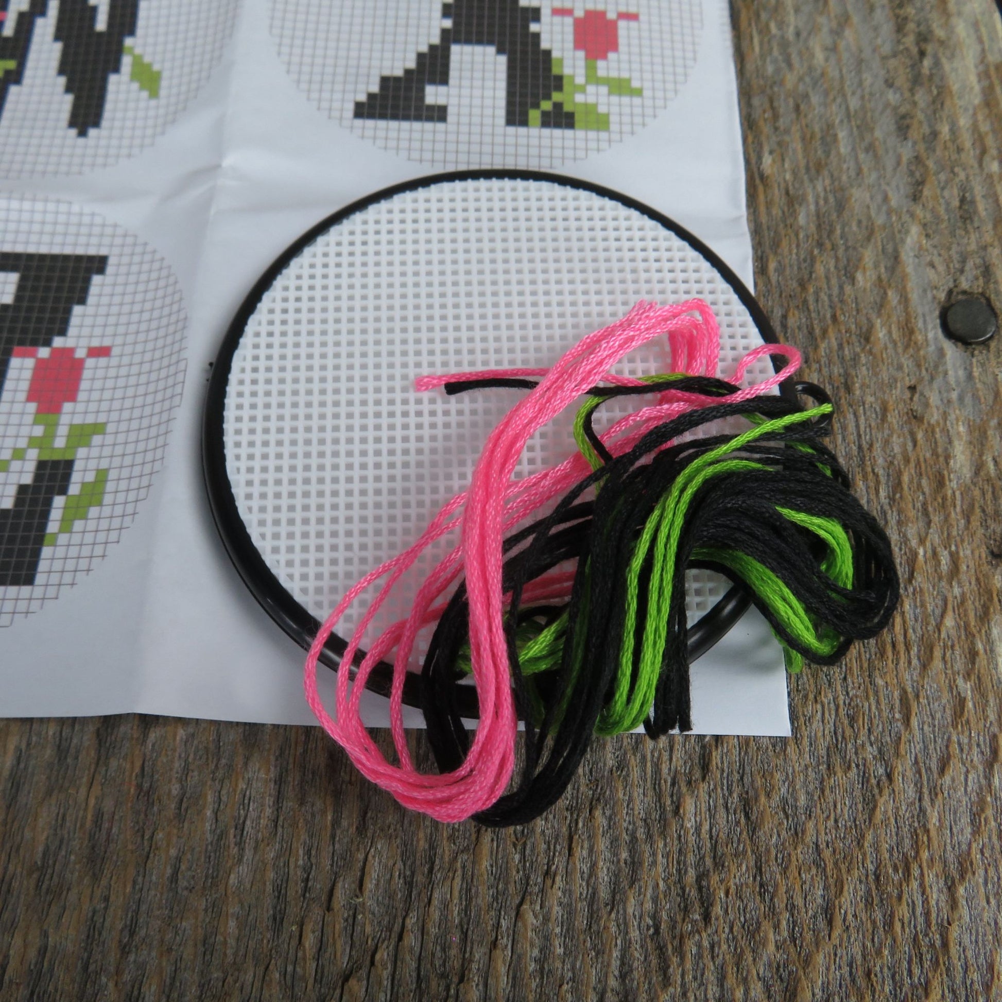 Personalised Monogram Initial Cross Stitch Kit for Beginners - Hannah Hand  Makes