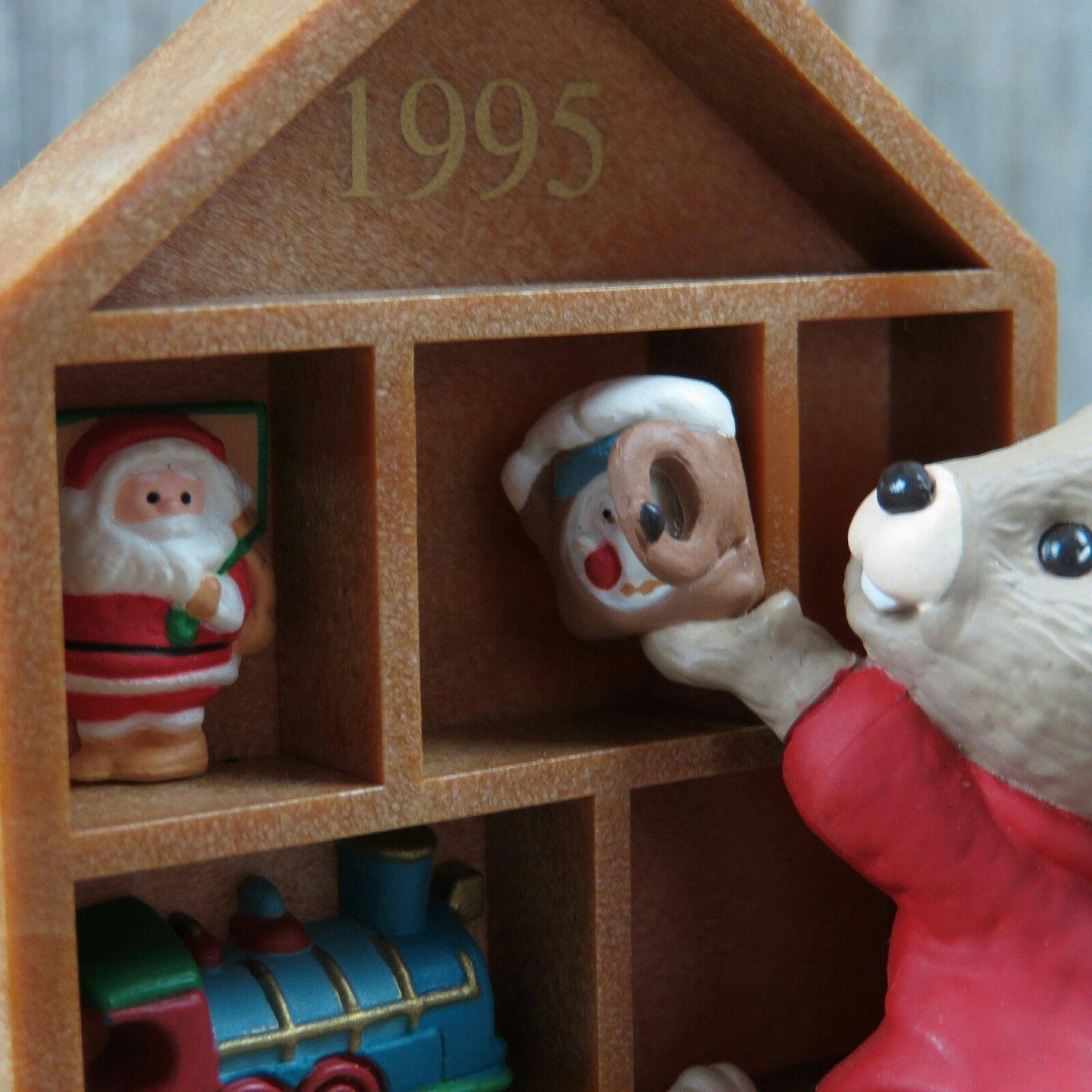 Vintage Beaver Ornament Hallmark Collection Memories 1995 Christmas Keepsake