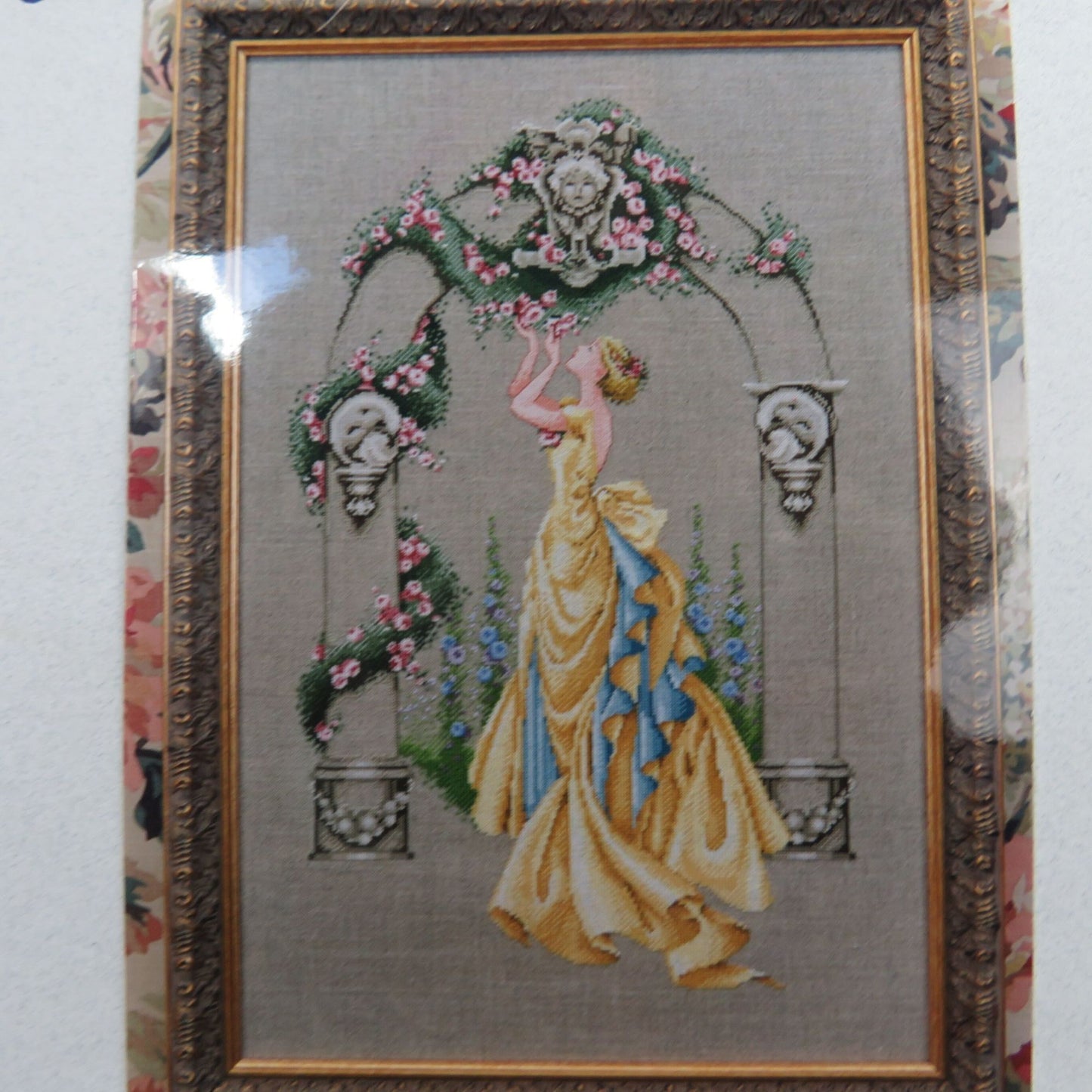The Rose of Sharon Cross Stitch Pattern Mirabilia Counted 1994 Nora Corbett Floral