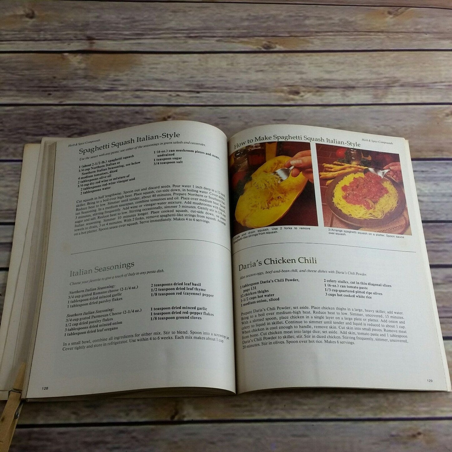 Vintage Herbs Cookbook Herbs Spices Flavorings Recipes HP Books 1982 Doris McFerran Townsend Softcover Color Photos Paperback How to Cook