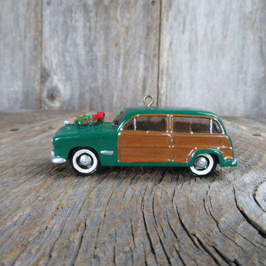 Vintage Woody Wagon Car Ornament Ford Motors Christmas Wreath Green Wood Paneling - At Grandma's Table