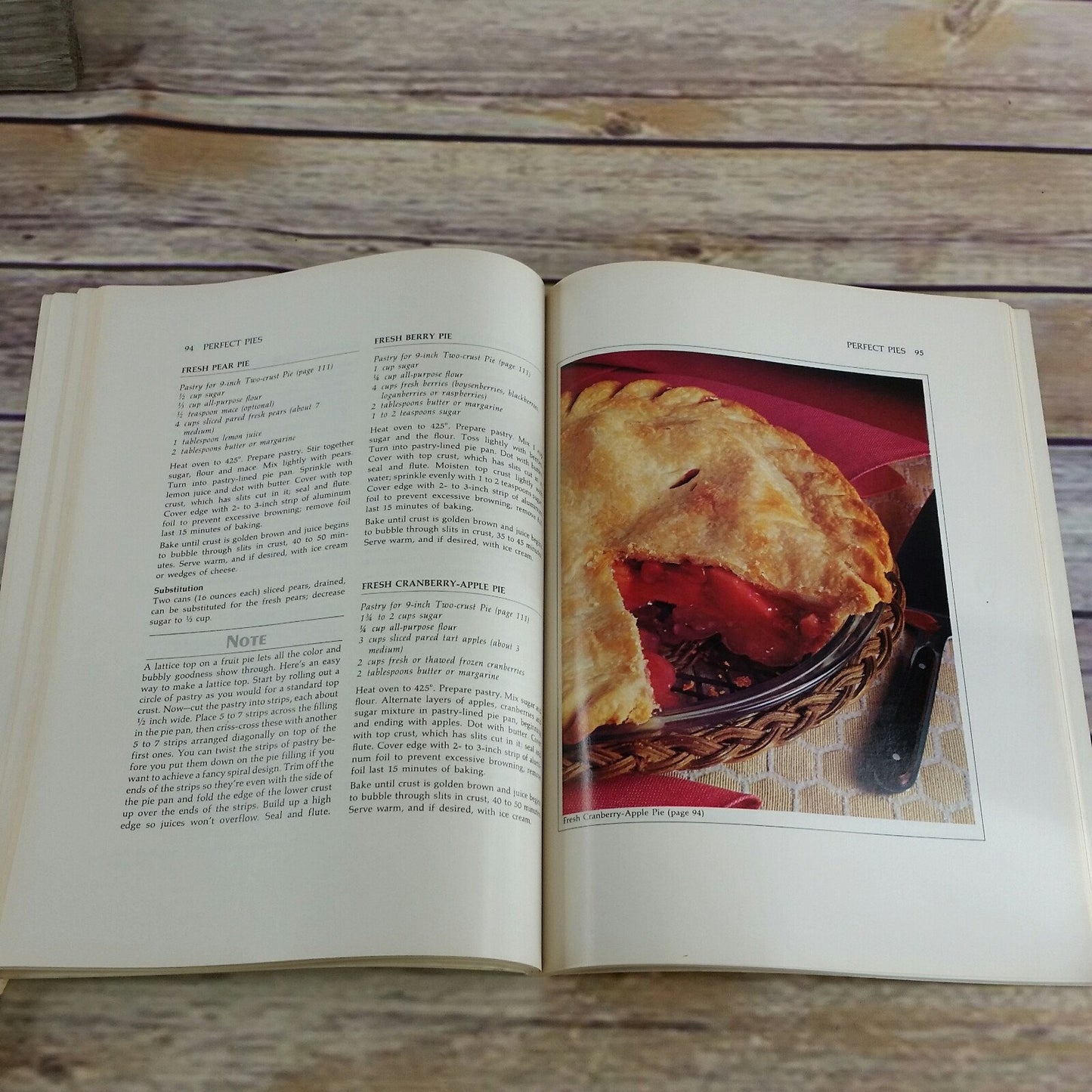 Vintage Cookbook Betty Crocker Desserts Golden Book Recipes 1977 Paperback Custards Cakes Fondues Souffles Flaming Desserts Pies