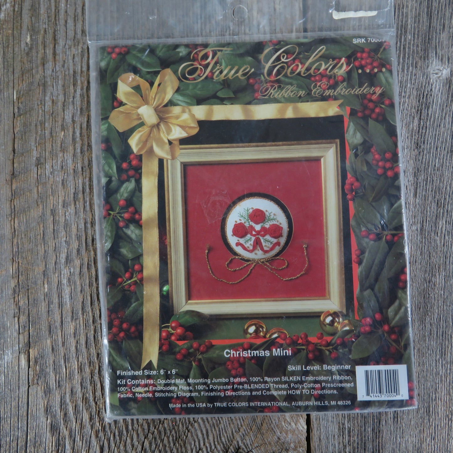 Ribbon Embroidery Christmas Mini Kit True Colors Craft Roses Mounted Jumbo Button SRK 70004 Beginner