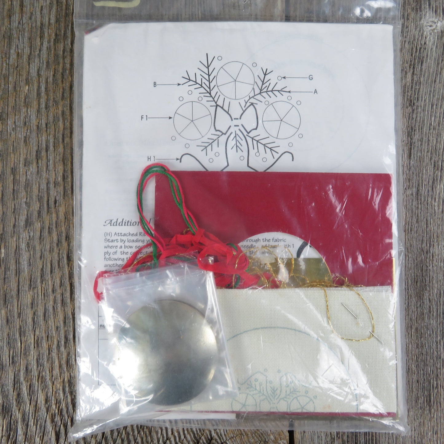 Ribbon Embroidery Christmas Mini Kit True Colors Craft Roses Mounted Jumbo Button SRK 70004 Beginner