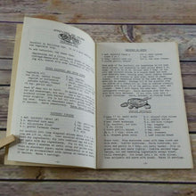 Load image into Gallery viewer, Vintage California Cookbook Zucchini Favorite Recipes Humboldt County Evelyn Wunderlich Home Advisor Humboldt Del Norte 1981 Paperback