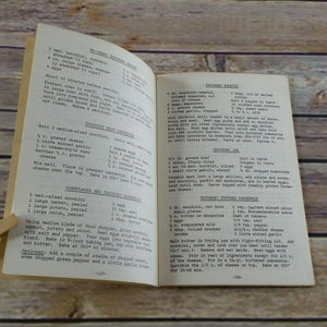 Vintage California Cookbook Zucchini Favorite Recipes Humboldt County Evelyn Wunderlich Home Advisor Humboldt Del Norte 1981 Paperback