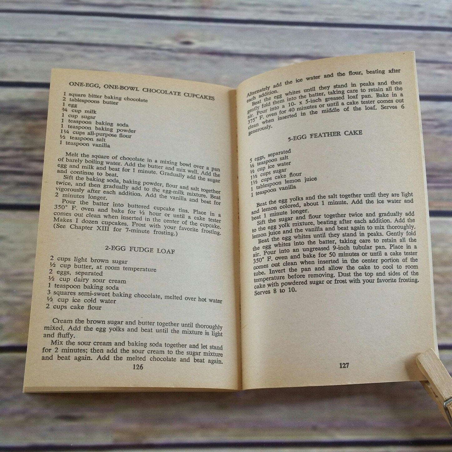 Vintage Cookbook The Fabulous Egg Cookbook 1979 Paperback Book Jeffrey Feinman Lunch Dinner Breakfast French American Spanish