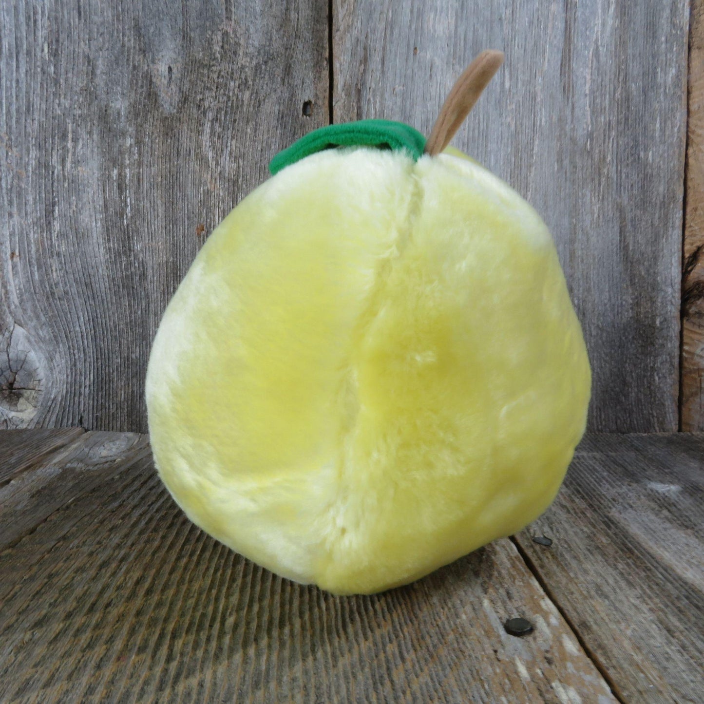 Vintage Pear Plush Precious Pear Del Monte Country Yumkin Fruit and Vegetables Trudy 1990 Green Yellow