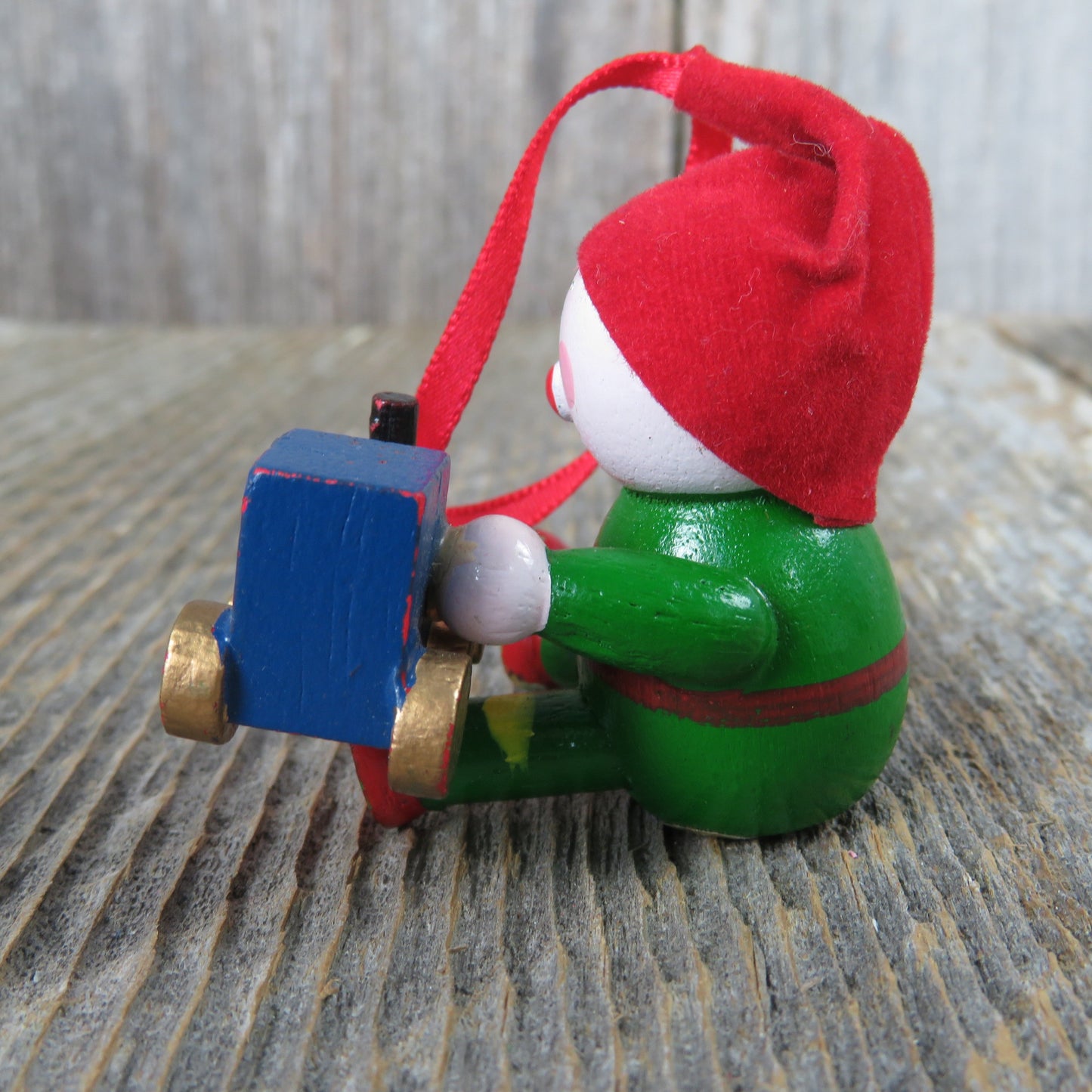 Vintage Elf with Train Wooden Ornament Dakin Green Red Toy Builder Christmas 1988 Taiwan