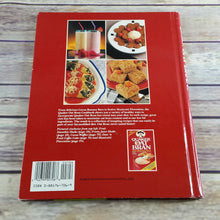 Load image into Gallery viewer, Vintage Cookbook Quaker Oats Oat Bran Recipes 1989 80s Promo Booklet Hot Cereal Spiral Bound Hardcover