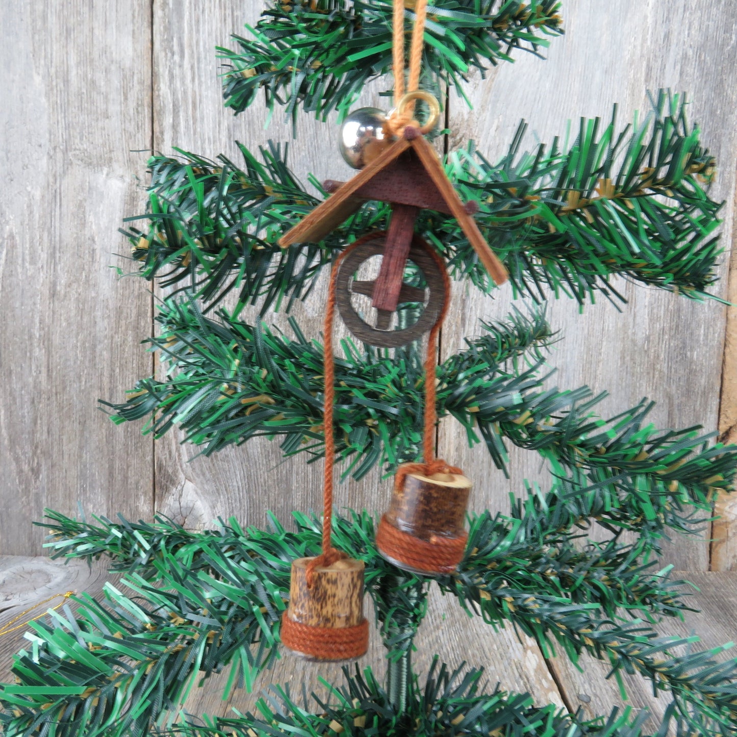 Vintage Wooden Well Water Bucket Pulley House Ornament Inarco Wood Christmas Wishing Rustic Primative