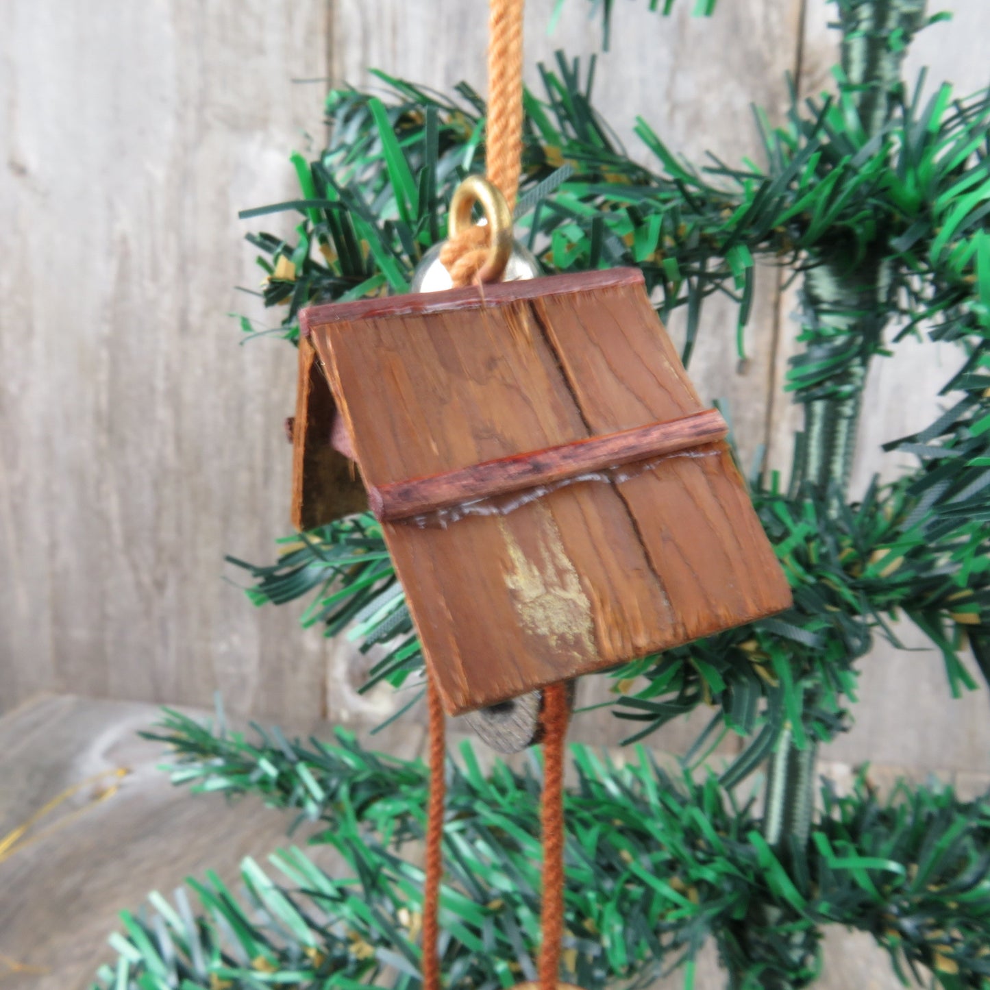 Vintage Wooden Well Water Bucket Pulley House Ornament Inarco Wood Christmas Wishing Rustic Primative