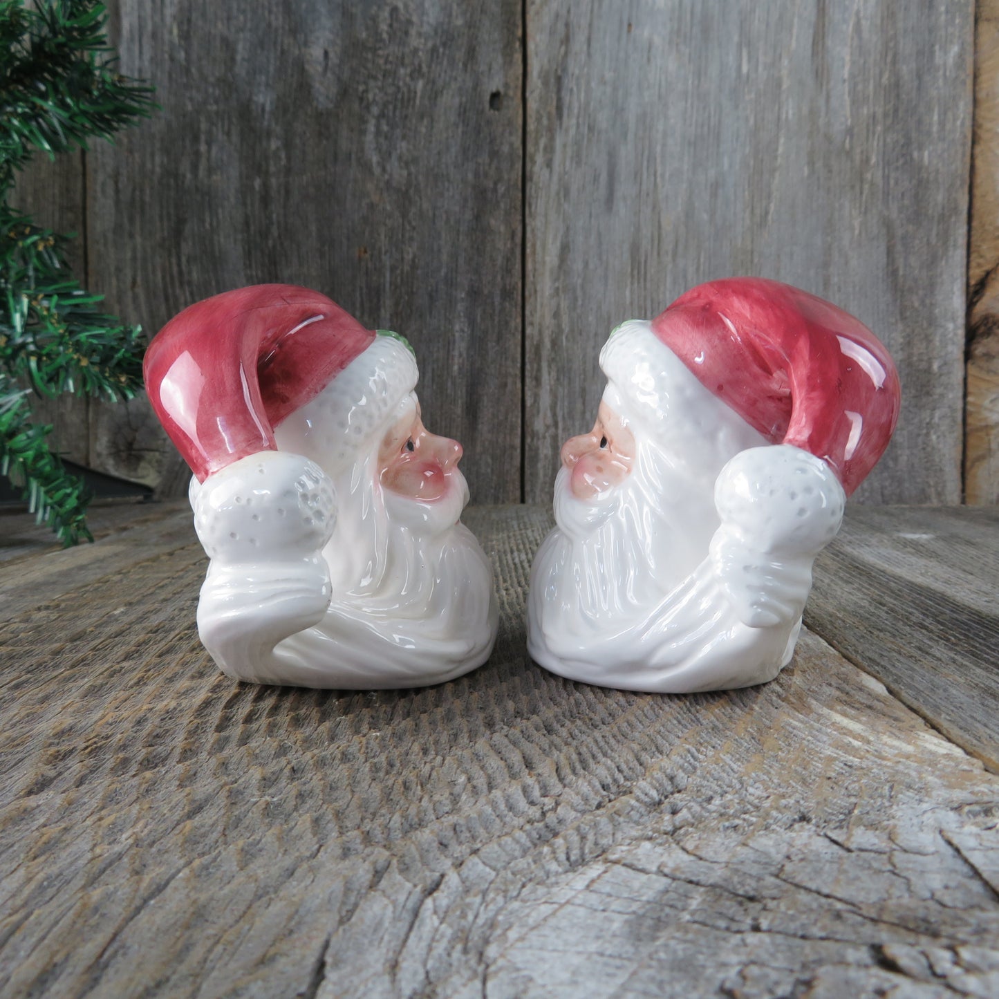 Vintage Santa Claus Salt & Pepper Shaker Ceramic Christmas Head Shaped 1997 Holiday