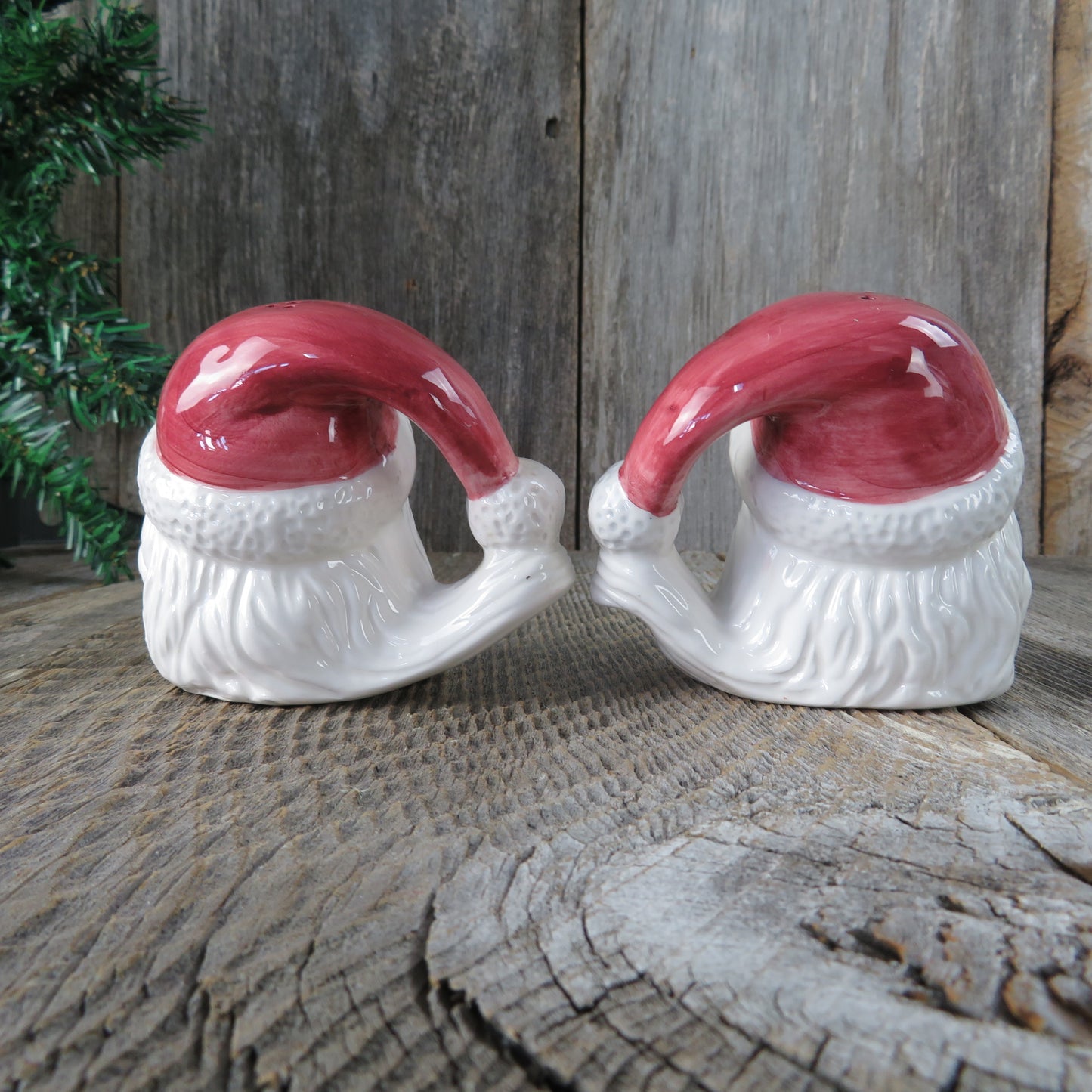 Vintage Santa Claus Salt & Pepper Shaker Ceramic Christmas Head Shaped 1997 Holiday