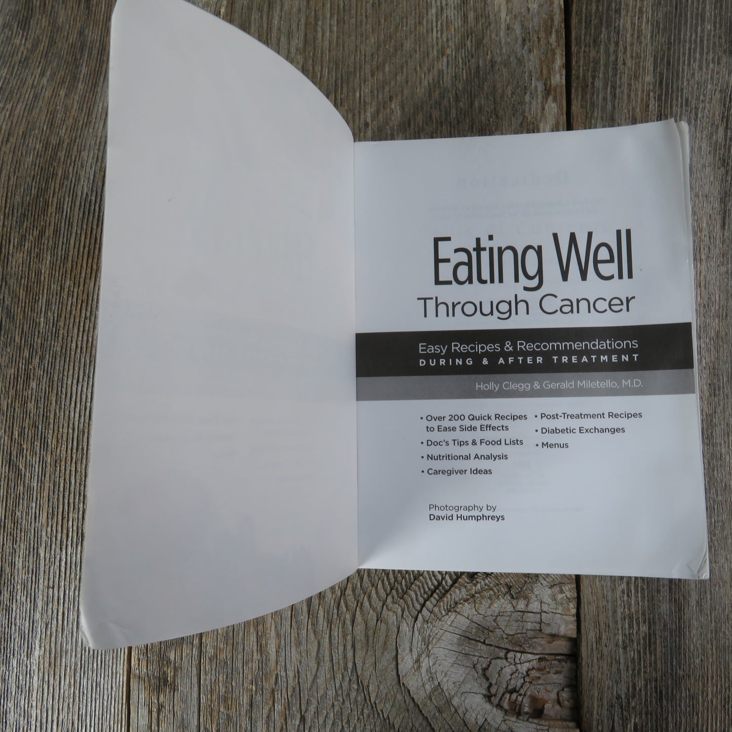 Eating Well Through Cancer Cookbook  Holly Clegg Gerald Miletello 2006 - At Grandma's Table