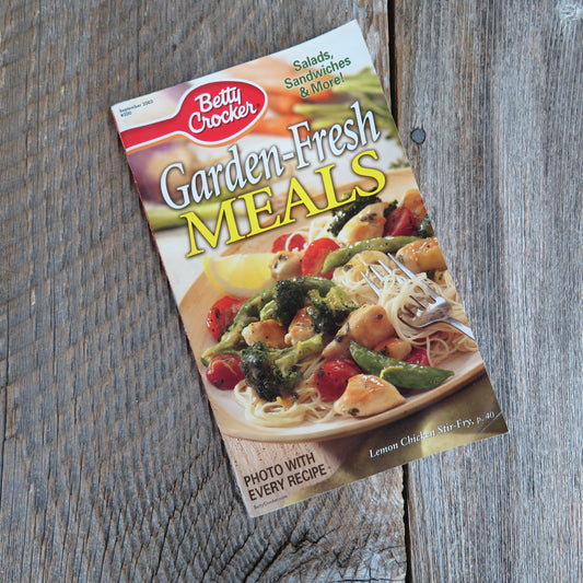 Betty Crocker Garden Fresh Meals Cookbook September 2003 Pamphlet Grocery Store Booklet