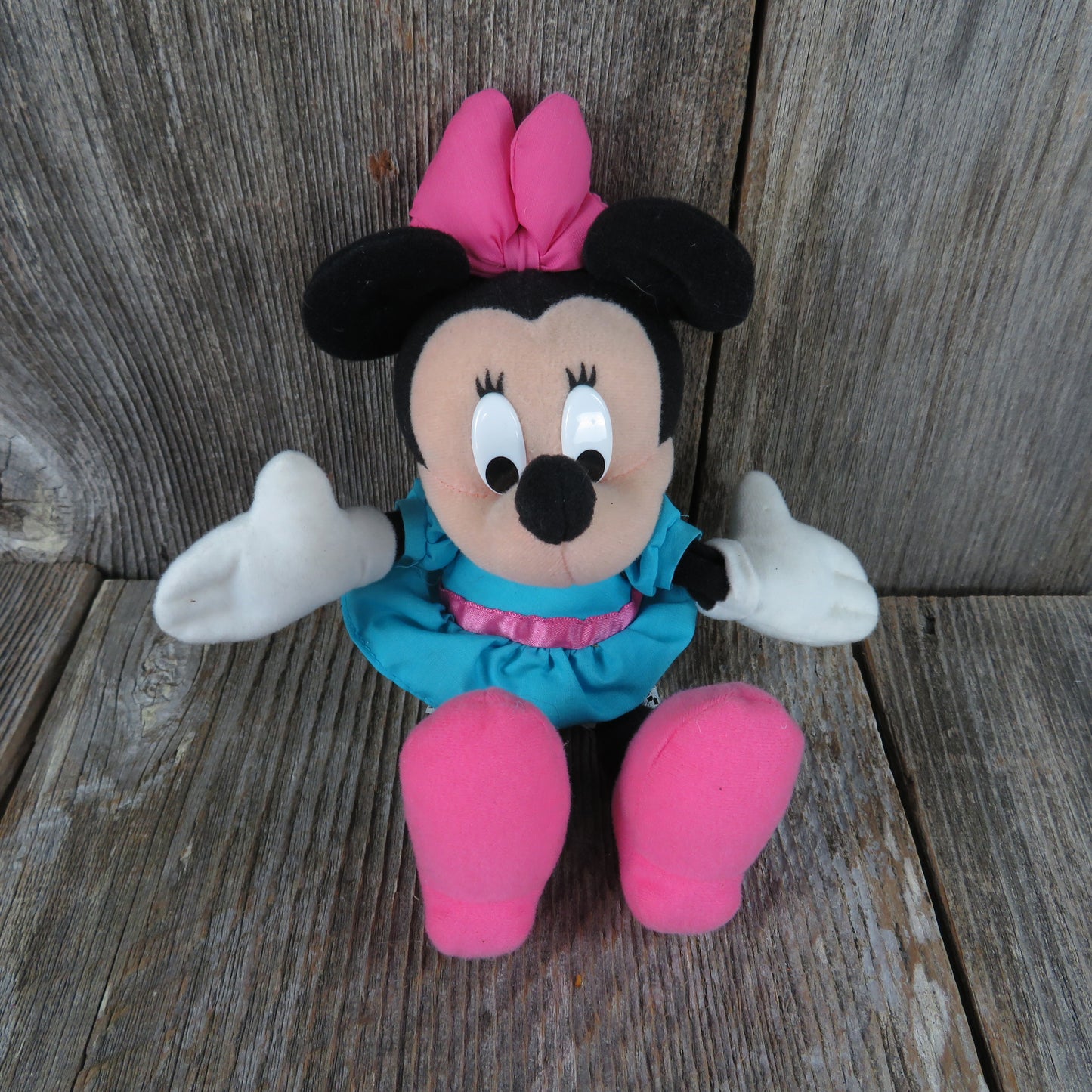 Vintage Minnie Mouse Blue Dress Plush Beanie Disneyland Mattel  Bean Bag Stuffed Animal 1990s - At Grandma's Table