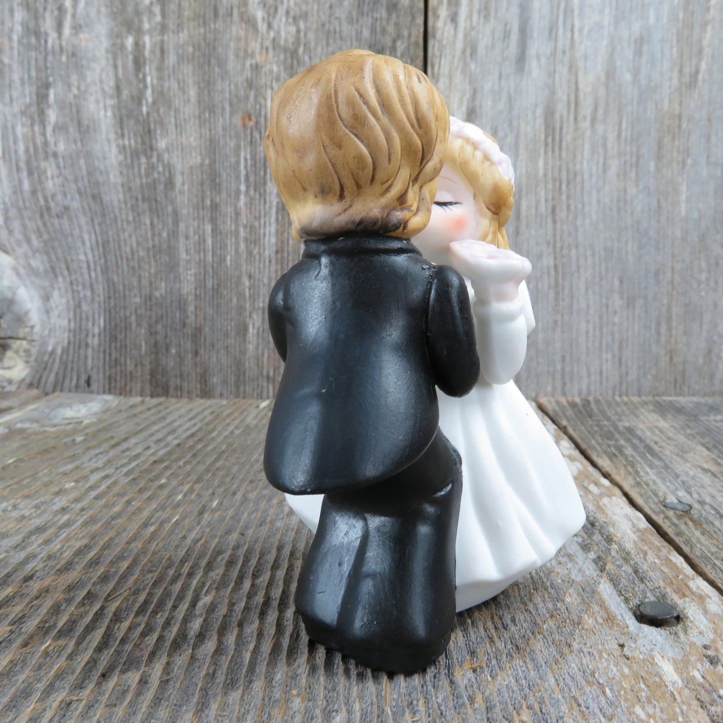 Vintage Kissing Bride Groom Figurine Cake Topper Ceramic Blonde Bisque Bouquet - At Grandma's Table