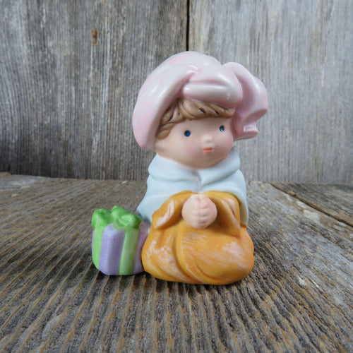 Vintage Wiseman Figurine Kneeling Avon Nativity Heavenly Blessings Gifts 1986