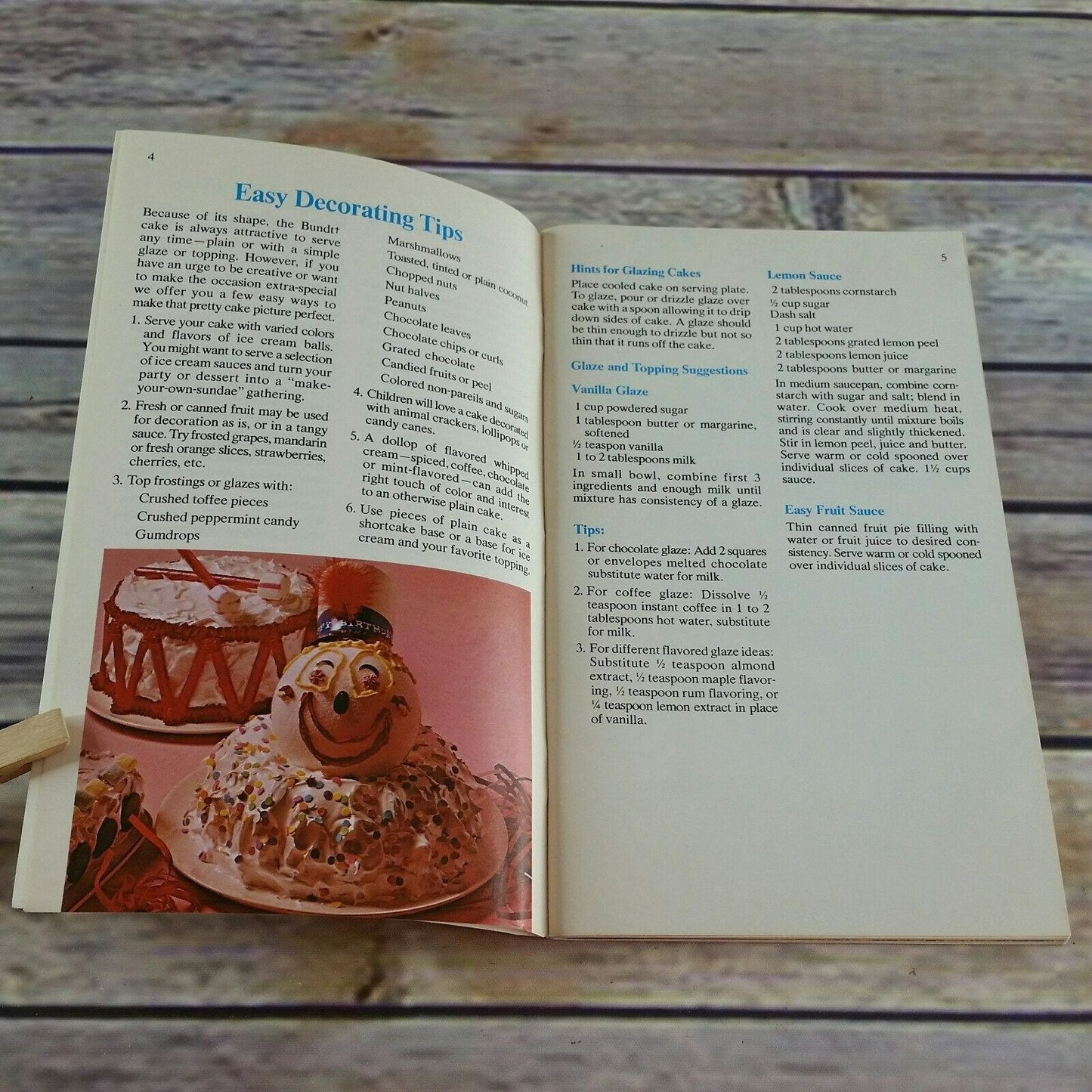 Vintage Cookbook Pillsbury Best Bundt Recipes Paperback Booklet 1974 Pamphlet 100 Bread and Cake Recipes Fluted Tube Pan