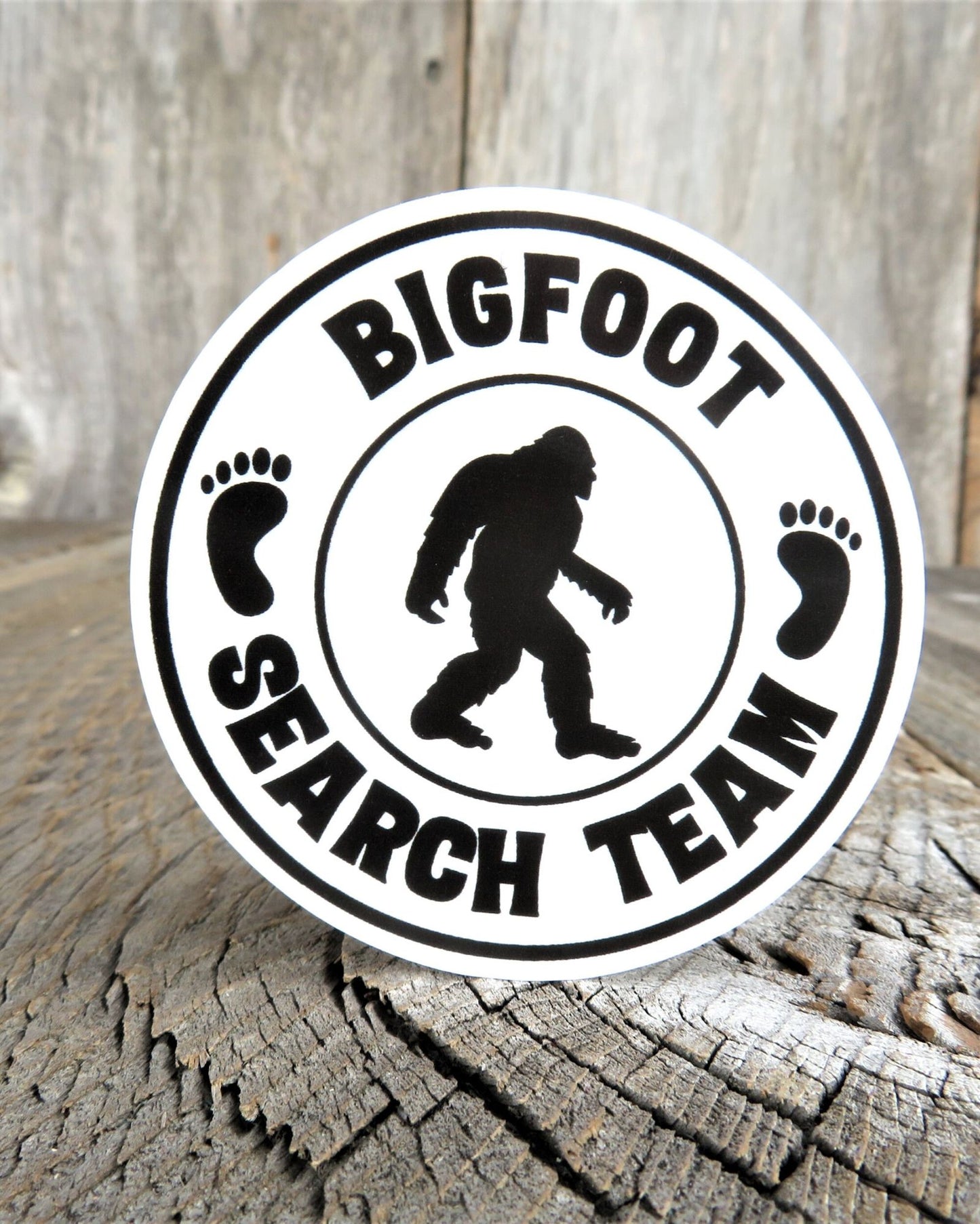 Bigfoot Search Team Sticker Black and White Round Believer Color Waterproof Travel Souvenir Water Bottle Laptop