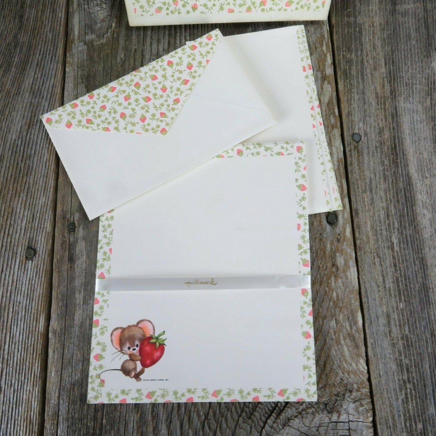 Vintage Hallmark Stationery Mouse with Strawberry Writing Paper Envelopes Letter
