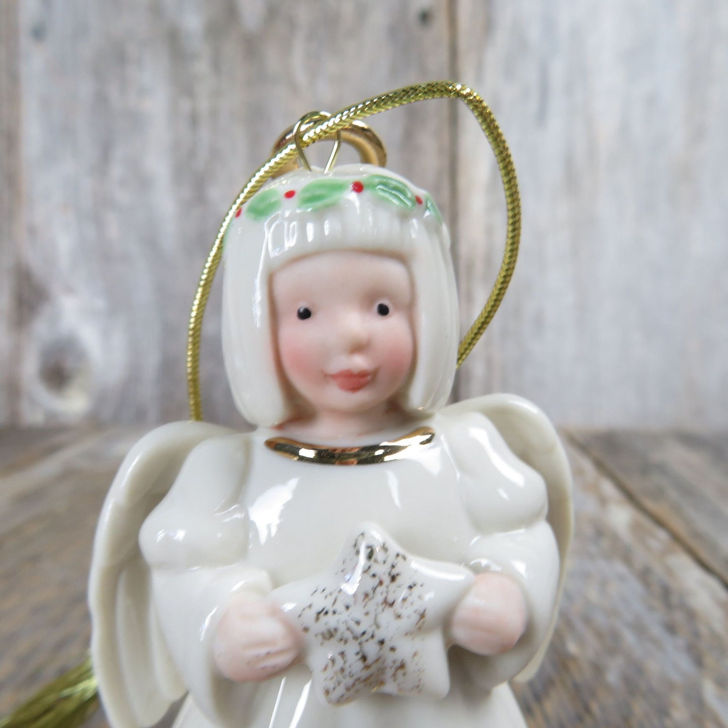 Angel with Star Christmas Ornament Lenox Holiday Cheer Porcelain Gold Halo White