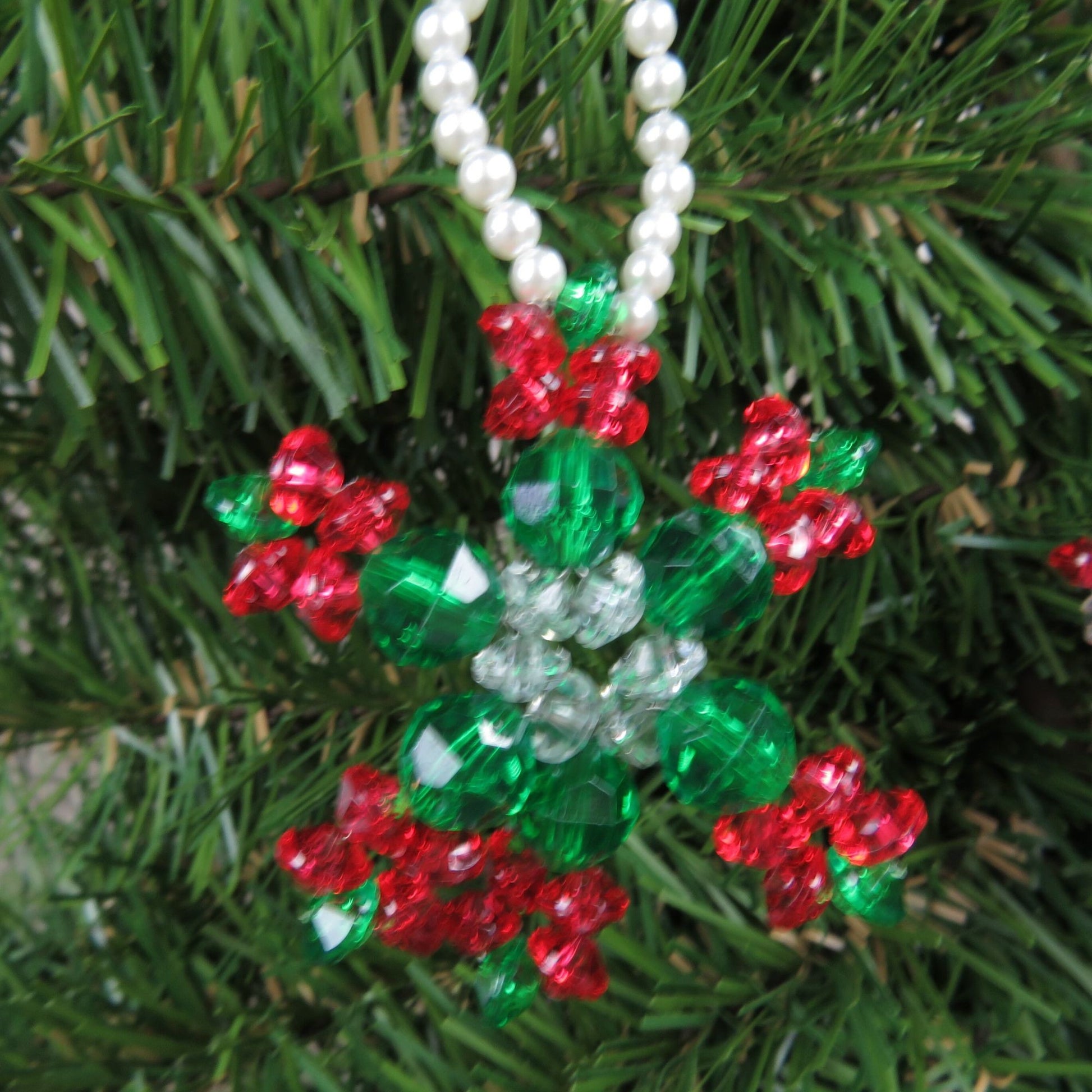 Christmas Snowflake Charms Stainless Steel Pendant Red Green Enamel Gold  Plated, approx 15mm (SSB4708) 