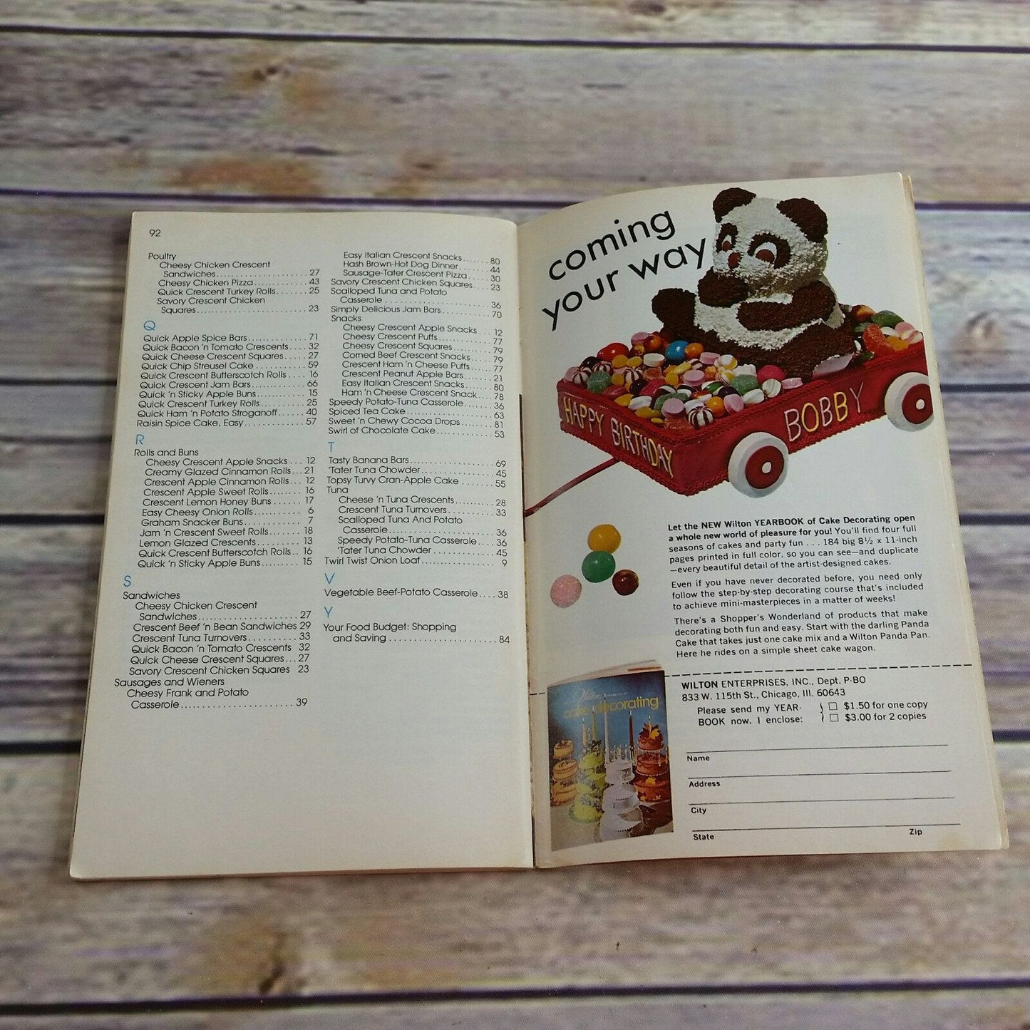 Vintage Silver Anniversary Bake Off Cookbook Pillsbury Pamphlet 1974 Paperback Booklet Grocery Store Booklet